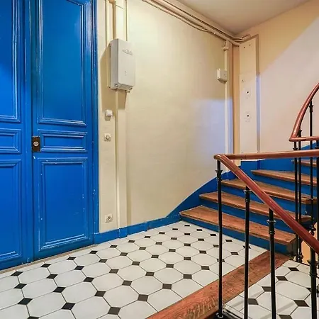 Charmant 2 Pieces Au Coeur De Faubourg-montmartre - 182c Apartment Paris